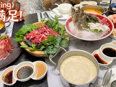 -红鼎豆捞·非遗鲍皇汤火锅(宝丰路店)