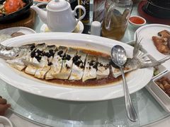 -万龙洲海鲜(大兴绿地缤纷城店)