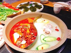 骨汤鸳鸯锅-潘小辣鲜肉老火锅