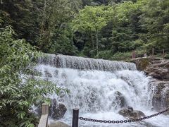 -西岭雪山大飞水景区