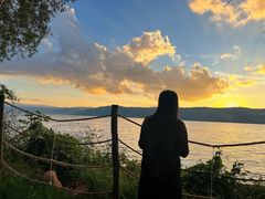 -昆明春城湖畔度假村