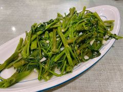 -鲜榨果汁·啤酒鱼(环岛河店)