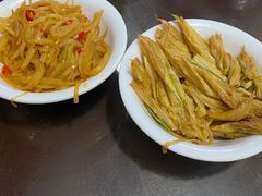 凉拌腐竹-龙老五汤店(站前西路店)
