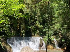 -西岭雪山大飞水景区
