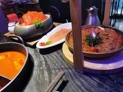 -热火朝天鲜切牛肉火锅(南强街巷店)