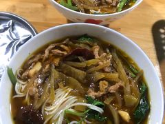 -越洋肖氏老米线(杨家坪店)