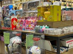 -雨丝书店(综合商业楼店)