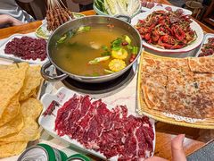 -乡土黄·鲜牛肉火锅·小龙虾(兴业街店)