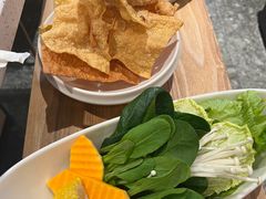 -三人行骨头王火锅(长寿店)