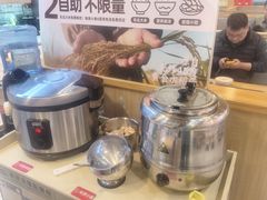 -万和春排骨砂锅米饭(新业广场店)