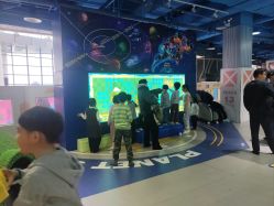 -欧酷世界动力星球(王府井奥莱UP TOWN店)