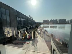 -乐茵敔山湾月子中心(独栋湖景店)