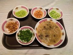 -炆艺乳鸽·煲仔饭大排档(望京来广营店)