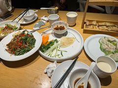 -关东小磨东北菜(上海长风大悦城店)