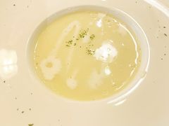 -又见马甲M8融合西餐厅(体育中心店)