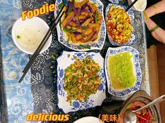 -记忆湘菜馆(芙蓉镇店)