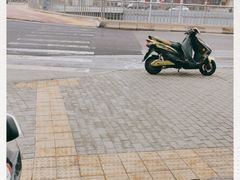 -麦当劳(展览路店)