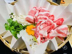 日式寿喜锅-枝魯枝魯自助料理