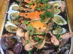 -老东镇啤酒屋海鲜加工·蒸汽海鲜·海鲜烧烤(台东店)