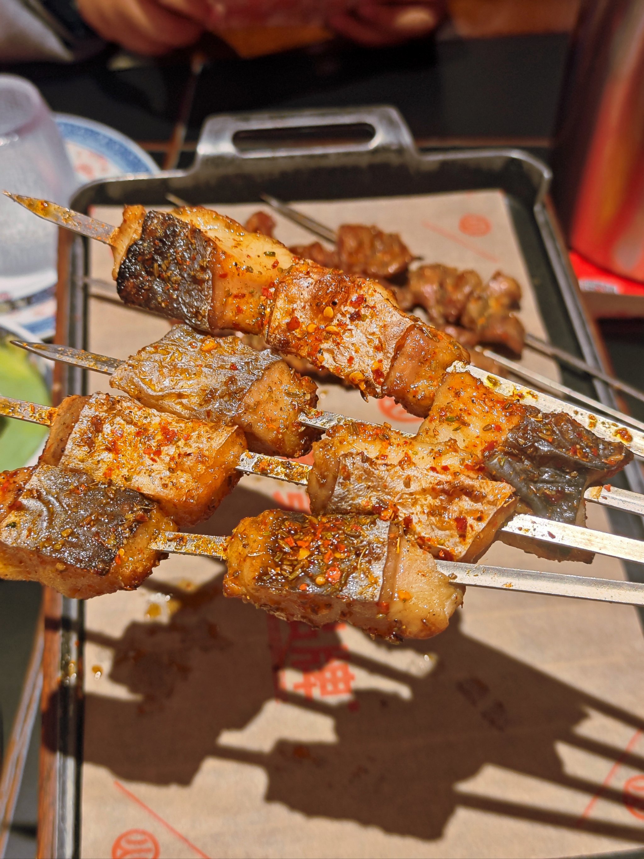 带宝贝邂逅叁宝烤肉,排队也值的美味狂欢