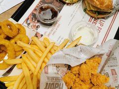 -The Habit Burger Grill 哈比特汉堡(爱琴海店)