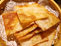 菠萝飞饼-小鱼小牛·鱼牛干锅·脆鱼火锅(世欧广场店)