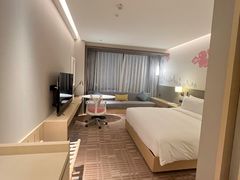-深圳光明希尔顿花园酒店