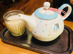 桃桃乌龙鲜奶茶-秘密旅行Bonjour(黑金冠 江南西店)