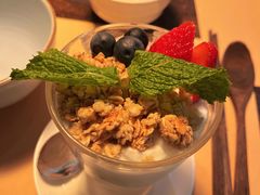 草莓优格-来龙里 精致 东南亚餐室(万象城店)
