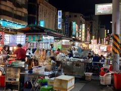 -六合夜市