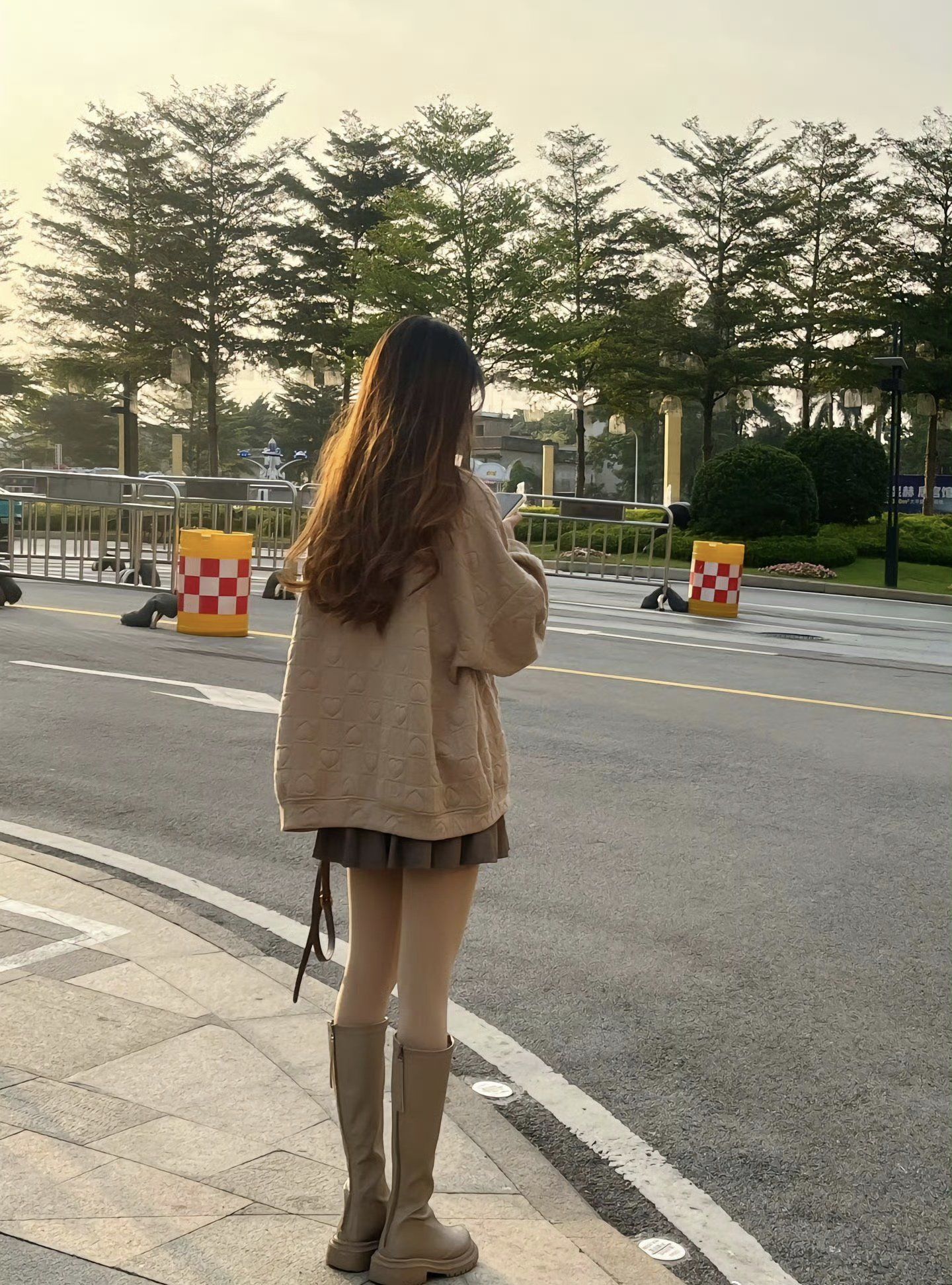 夕阳下的背影杀