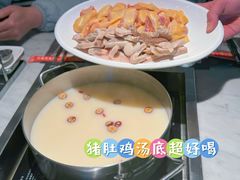 -尚尚仙·酸汤猪手·猪肚鸡火锅(华联万柳购物中心店)