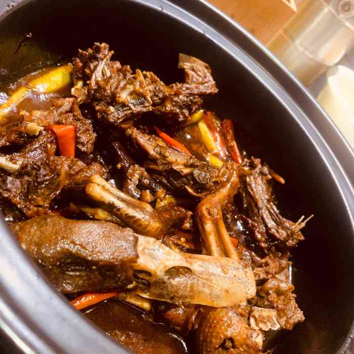 味庄(枫林一路店)-"菜品丰富,味道不错.离西湖公园挺近的,吃.