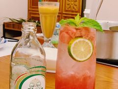 -樾餐厅泰式海鲜火锅(民歌湖店)