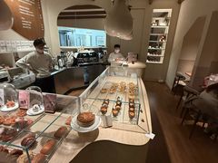 -VERIE BAKEHOUSE