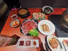 -山之屋炭火烧肉·生啤畅饮(大朗万科中央公园店)