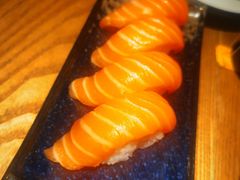 三文鱼寿司-渔井食堂(新洲店)