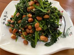 果仁菠菜-天海石板屋家常菜(枣园店)