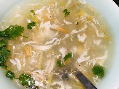 墨鱼蛋酸辣汤-辛香汇(飞洲店)