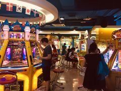 -爱玩嘉年华(江北一店)