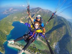 -费特希耶滑翔伞