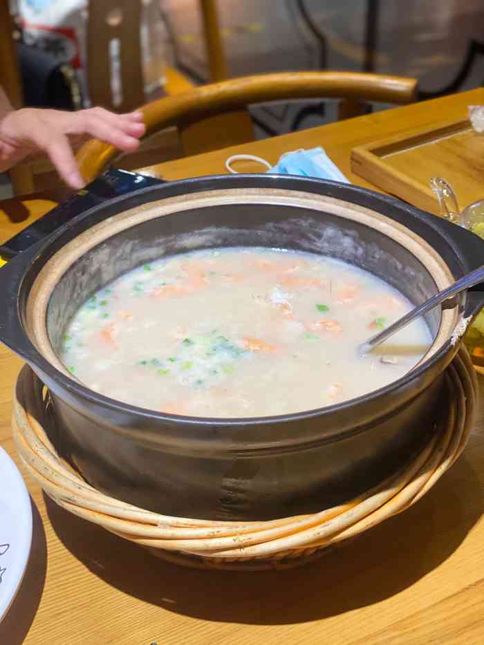 如轩海鲜砂锅粥(沿江东路店)