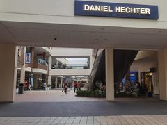 -宁波杉井奥特莱斯广场