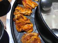 -三人行骨头王火锅(长寿店)