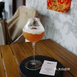芒市比较火的一家半露天好看咖啡馆