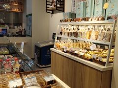 面包甜点陈列柜-原麦时光·蛋糕面包(河北大街店)