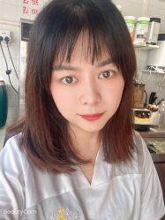 -HAIR CORNER