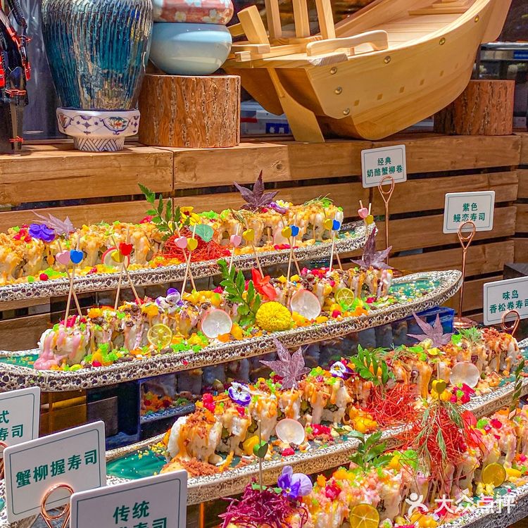 坐标武汉｜去梦时代新开的亚马逊就能吃到11国的365道美味