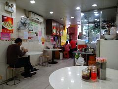 大堂-明兴正宗潮州五彩鱼蛋粉面(中山六路店)