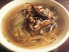 -朱鸿兴面馆(镇湖店)